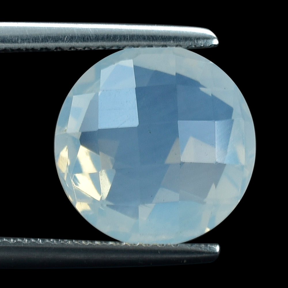 BLUE MOON QUARTZ CHESS CUT BRIOLETTE ROUND 12MM 6.58 Cts.