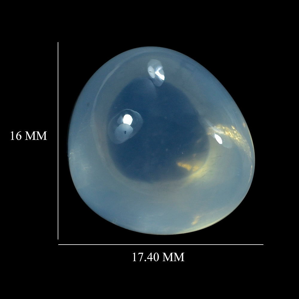 BLUE MOON QUARTZ IRREGULAR SHAPE 17.40X16MM 20.00 Cts.