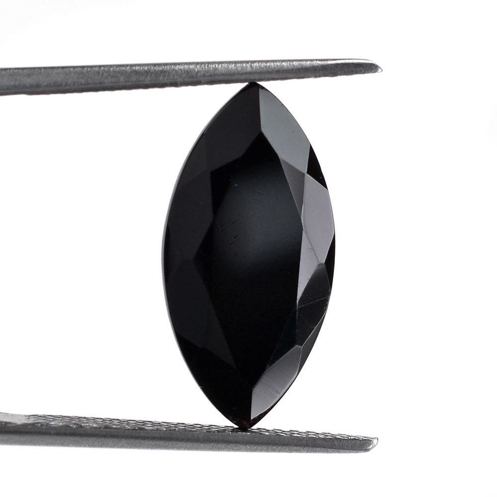 BLACK ONYX CUT MARQUISE 18X9MM 4.37 Cts.