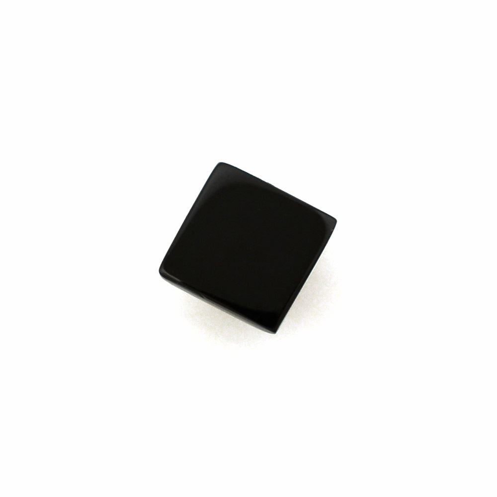 BLACK ONYX SQUARE CAB 4MM 0.30 Cts.