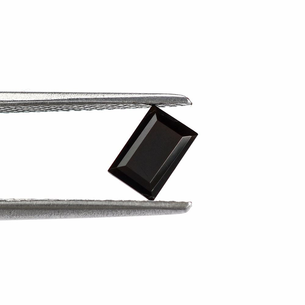BLACK ONYX CUT BAGUETTE 6X4MM 0.53 Cts.