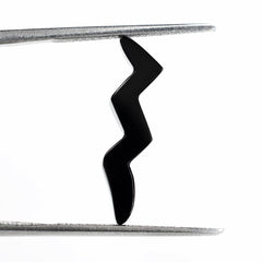 BLACK ONYX SNAKE SHAPE FANCY 20X5MM 2.15 Cts.