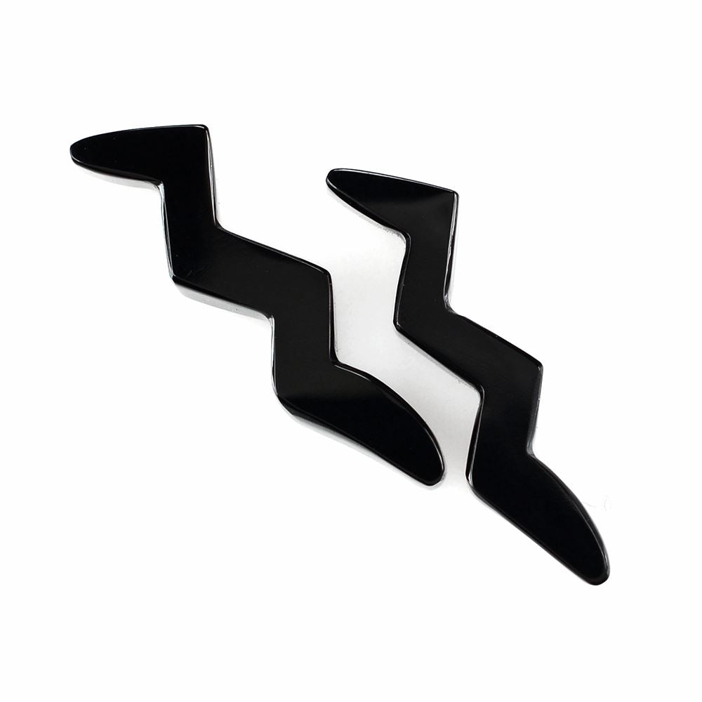 BLACK ONYX SNAKE SHAPE FANCY 20X5MM 2.15 Cts.