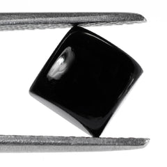 BLACK ONYX SQUARE CAB 7MM 2.12 Cts.