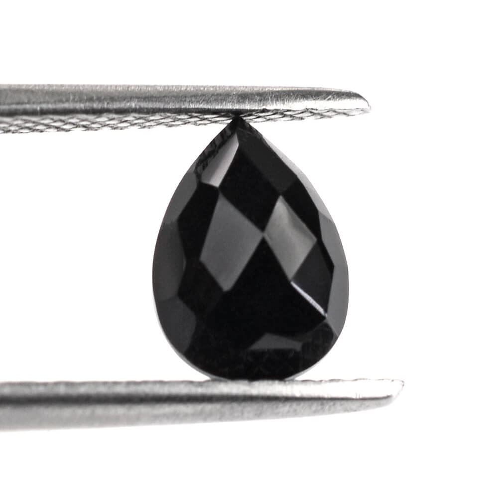BLACK ONYX CHECKER PEAR CAB 8X6MM 1.04 Cts.