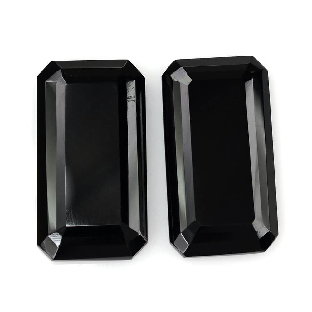 BLACK ONYX TABLE CUT WITH FLAT BOTTOM OCTAGON 28X15MM 15.98 Cts.