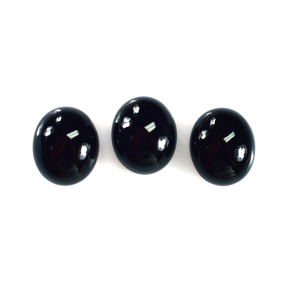 BLACK ONYX PLAIN OVAL CAB 12X10MM 4.63 Cts.