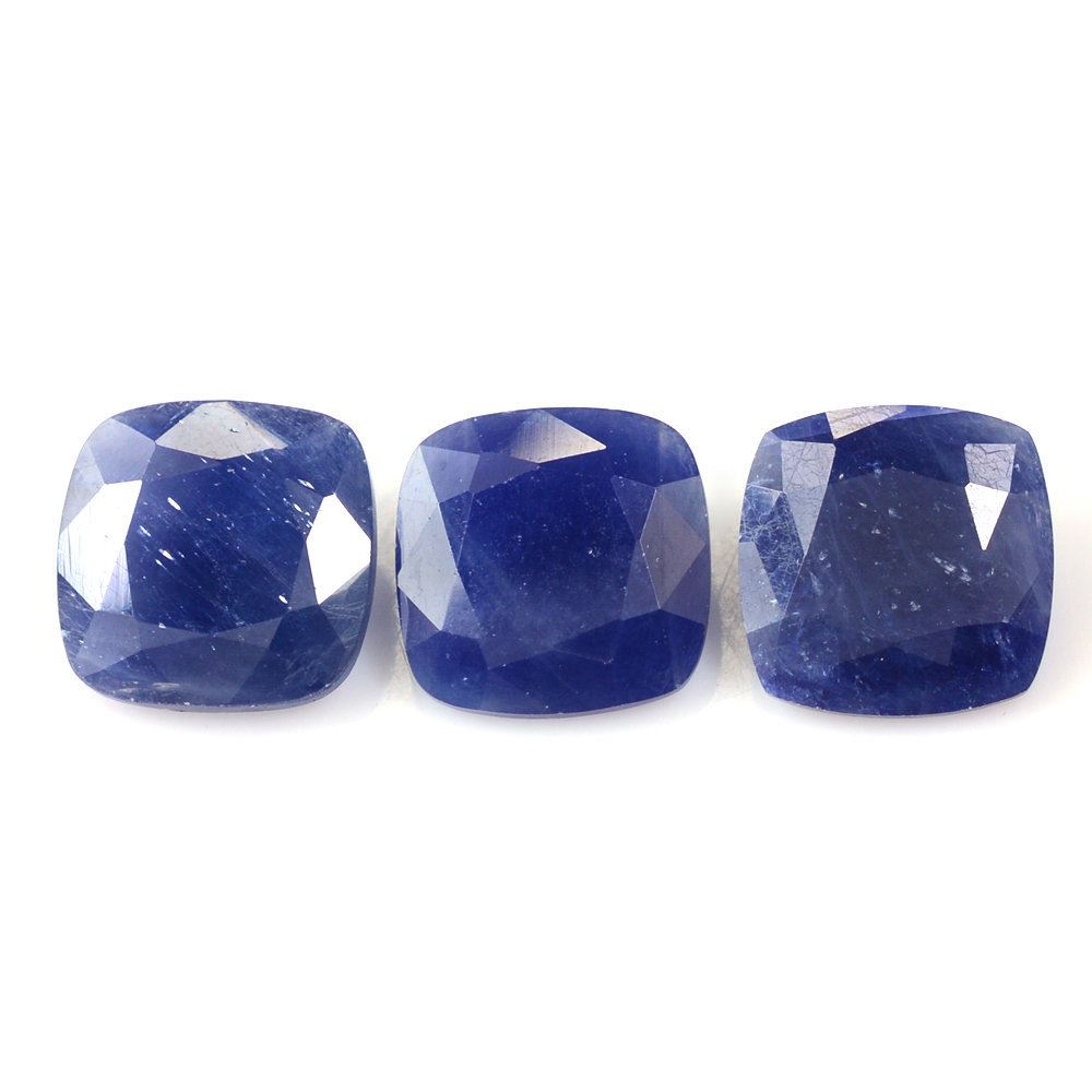 BLUE SAPPHIRE CUT CUSHION 10MM 4.15 Cts.