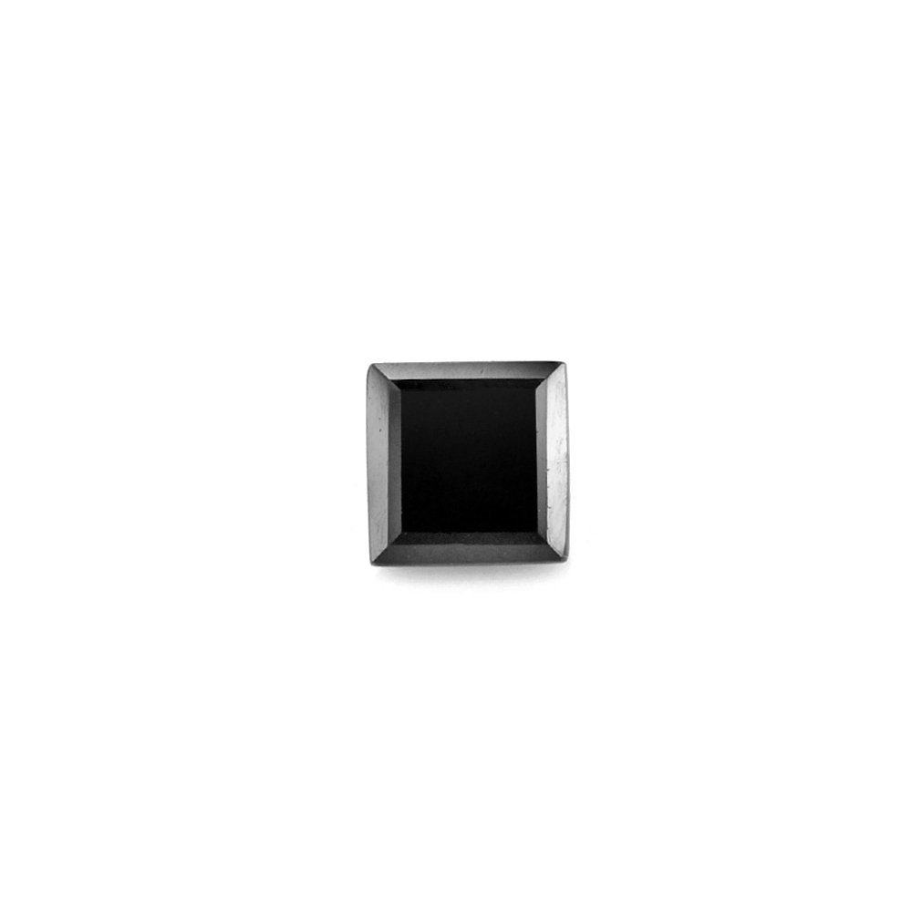 BLACK SPINEL CUT SQUARE 4MM 0.45 Cts.