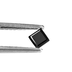BLACK SPINEL CUT SQUARE 4MM 0.45 Cts.