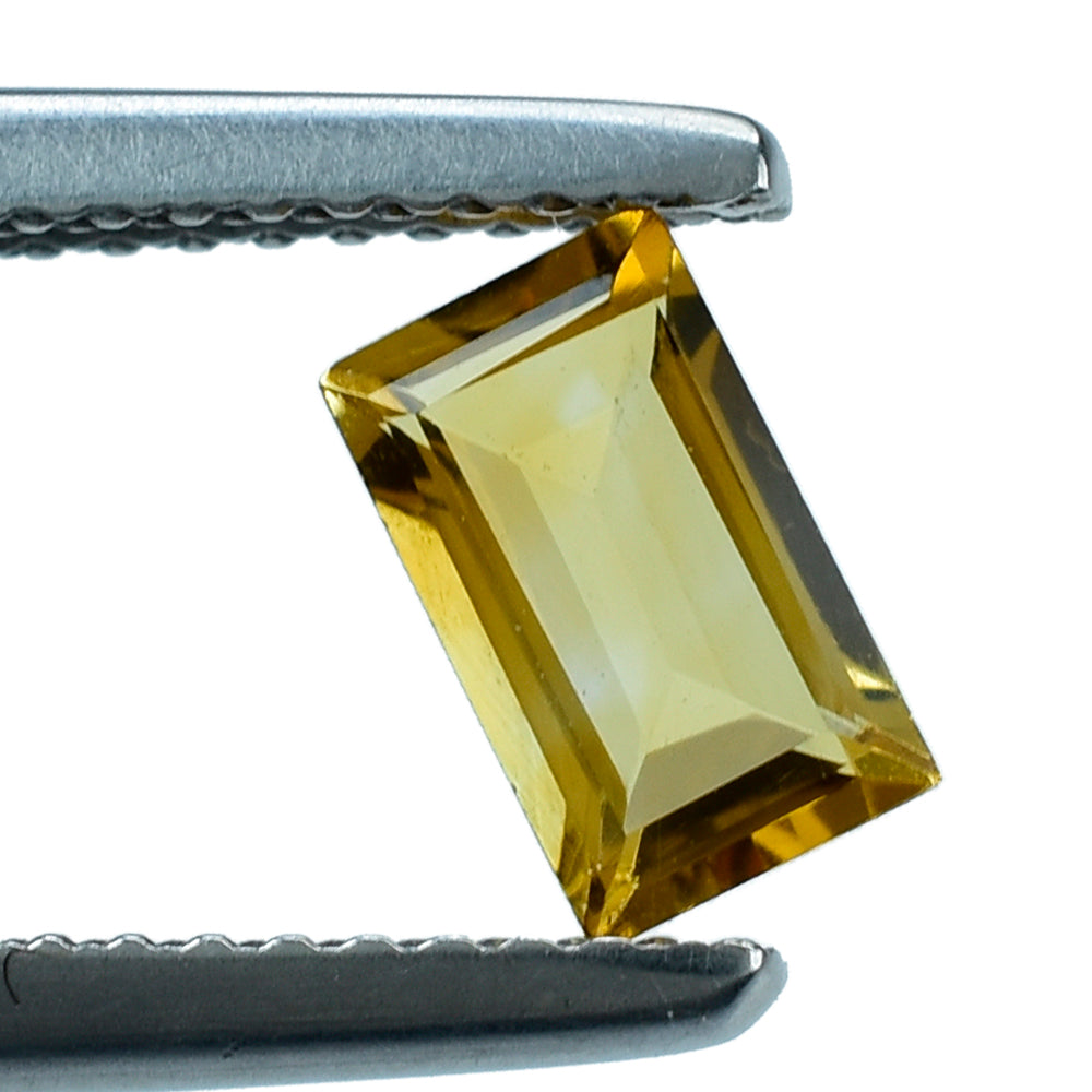 CITRINE CUT BAGUETTE 7X4MM 0.65 Cts.