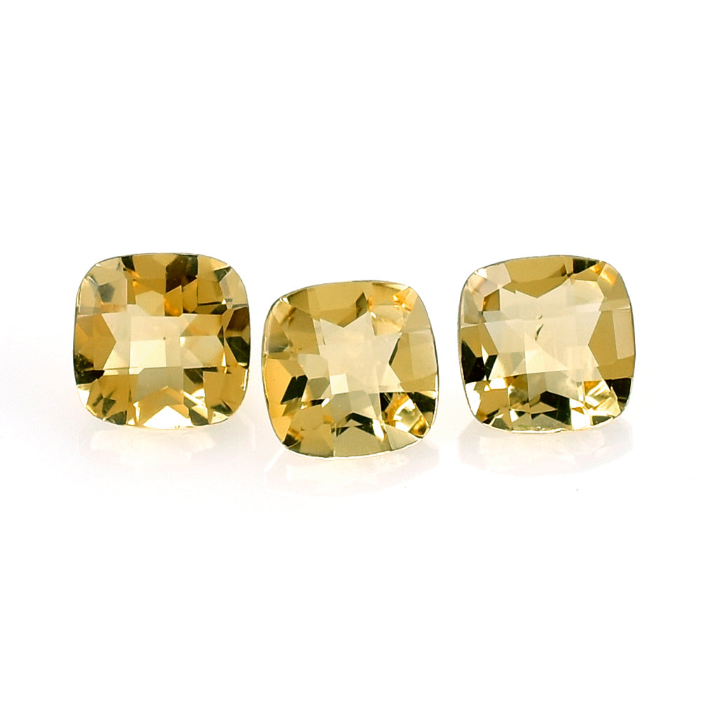 CITRINE CHESS CUT TOP CUSHION (C-2/CLEAN) 4MM 0.26 Cts.