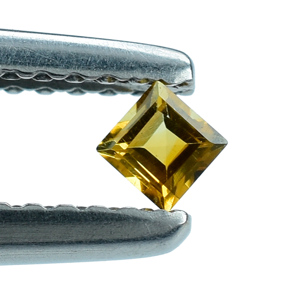 CITRINE CUT SQUARE 2.50MM (C-1) 0.09 Cts.