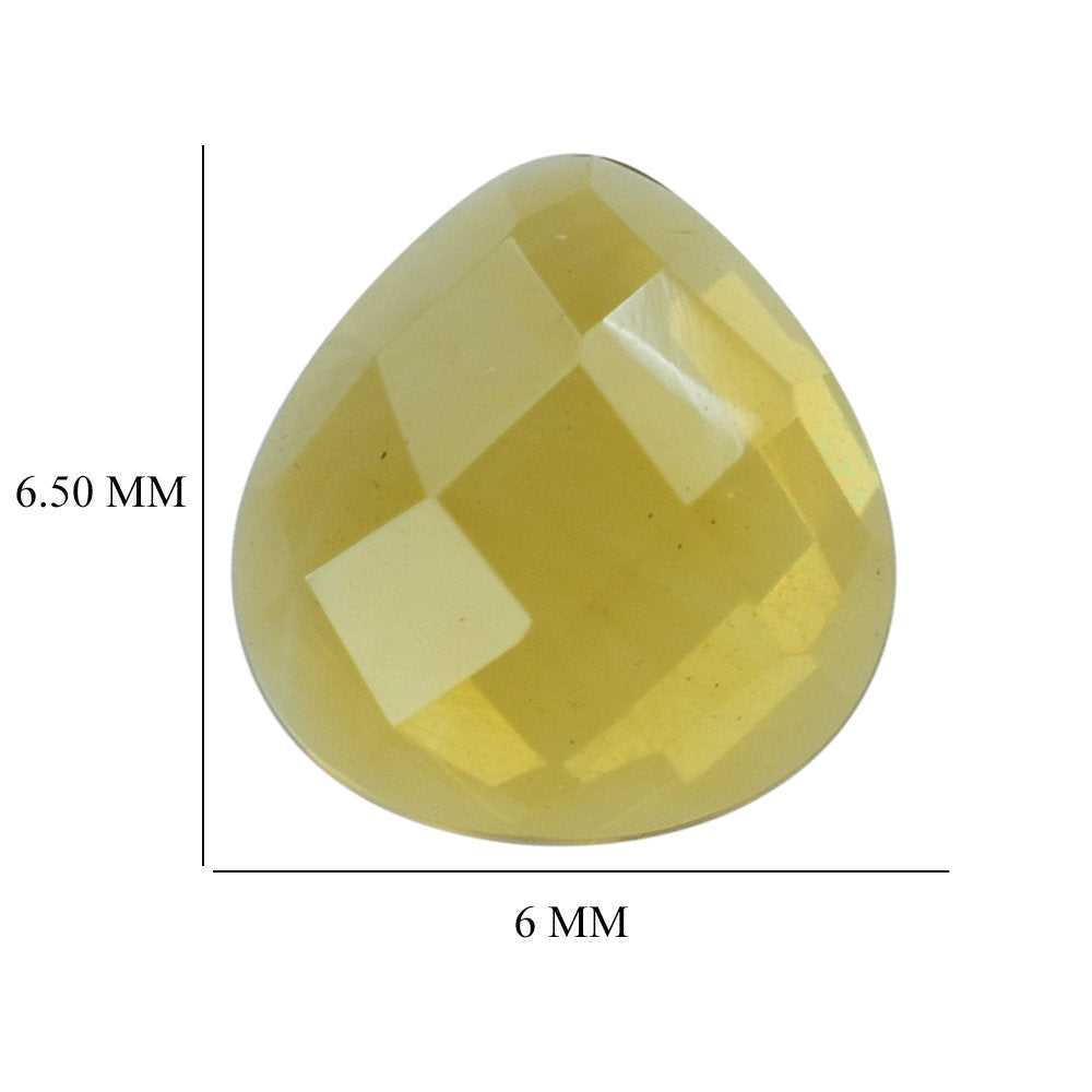 GOLDEN CITRINE CHECKER PEAR CAB 6.50X6MM 0.50 Cts.