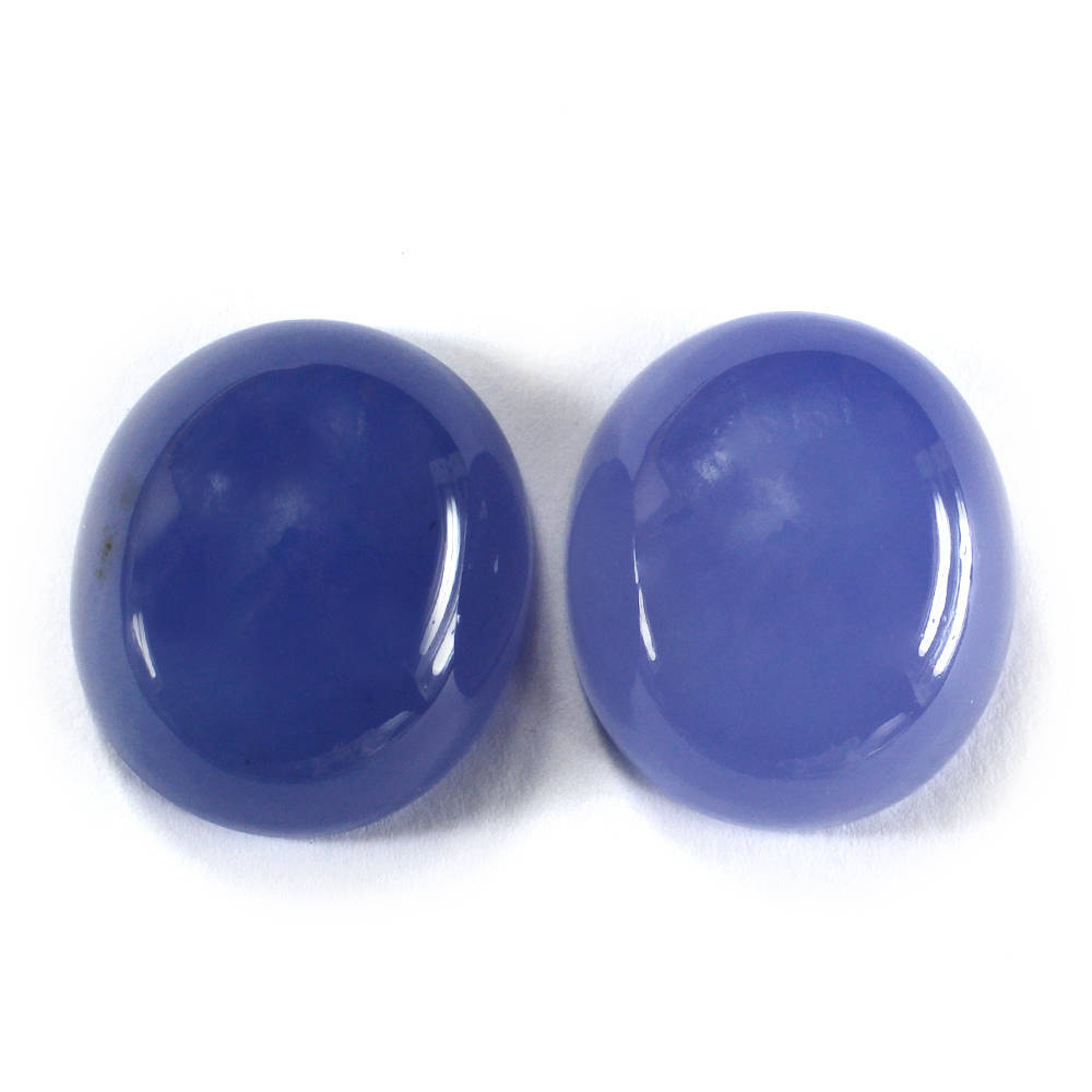 AFRICAN BLUE CHALCEDONY PLAIN OVAL CAB 19.50X17MM 19.93 Cts.