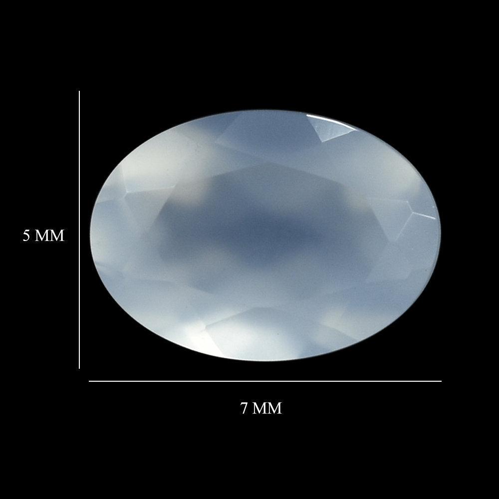 NATURAL CHALCEDONY CUT OVAL 7X5MM 0.74 Cts.