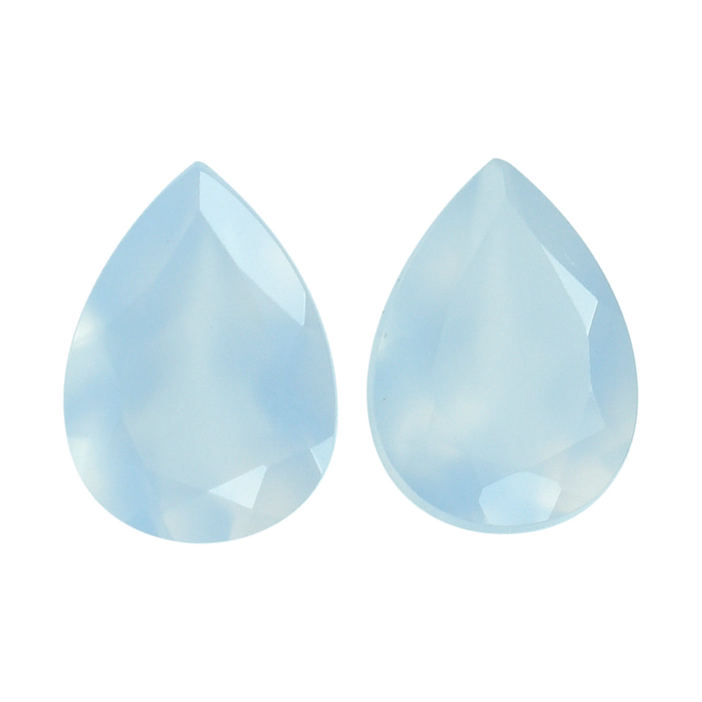 NATURAL CHALCEDONY CUT PEAR 7X5MM 0.60 Cts.