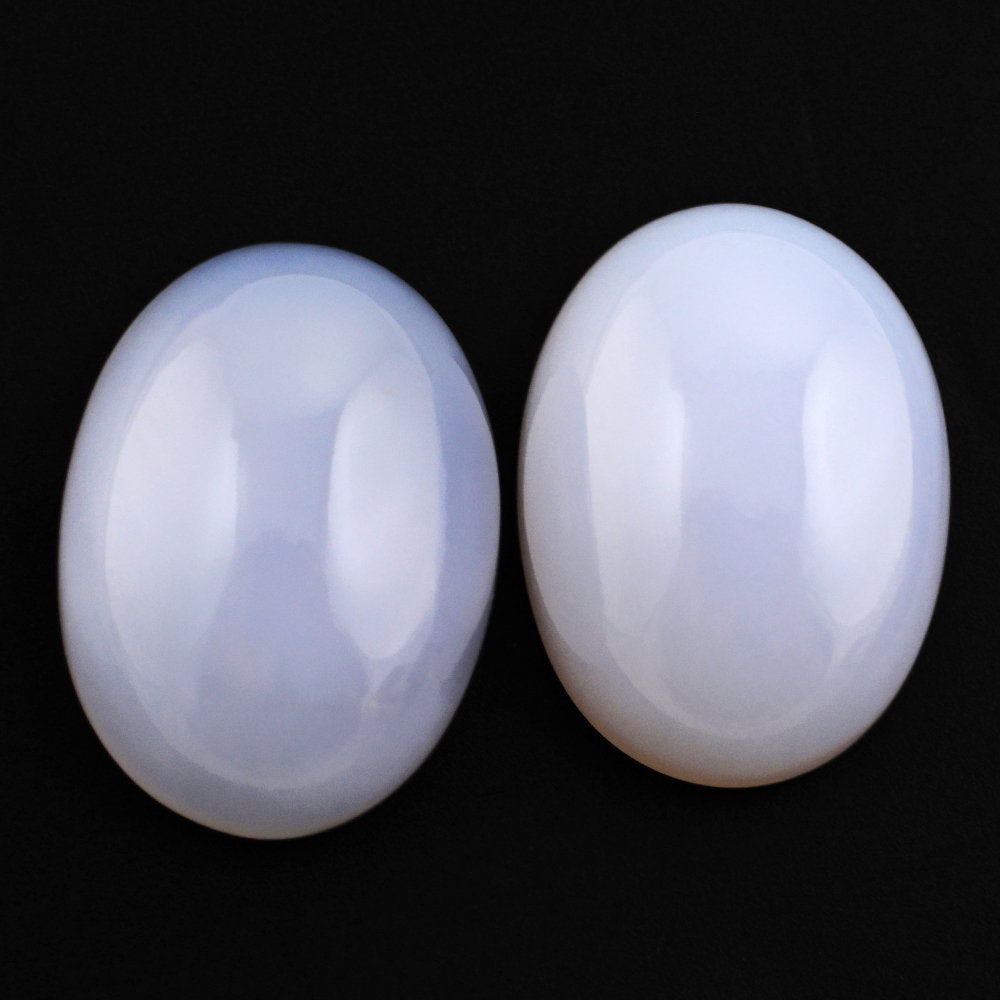 NATURAL CHALCEDONY OVAL CAB 18X13MM 12.55 Cts.
