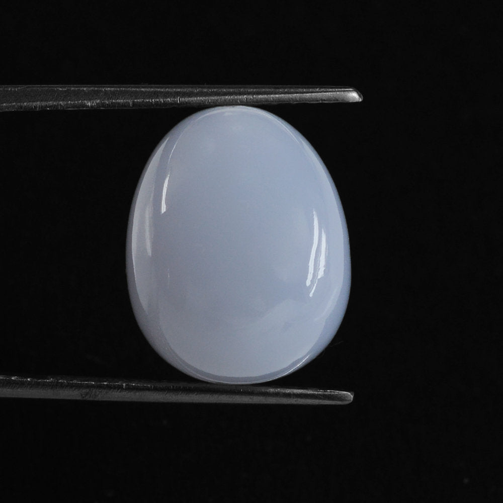 NATURAL BLUE CHALCEDONY PLAIN EGG SHAPE (HALF DRILL) 16X13MM 19.98 Cts.