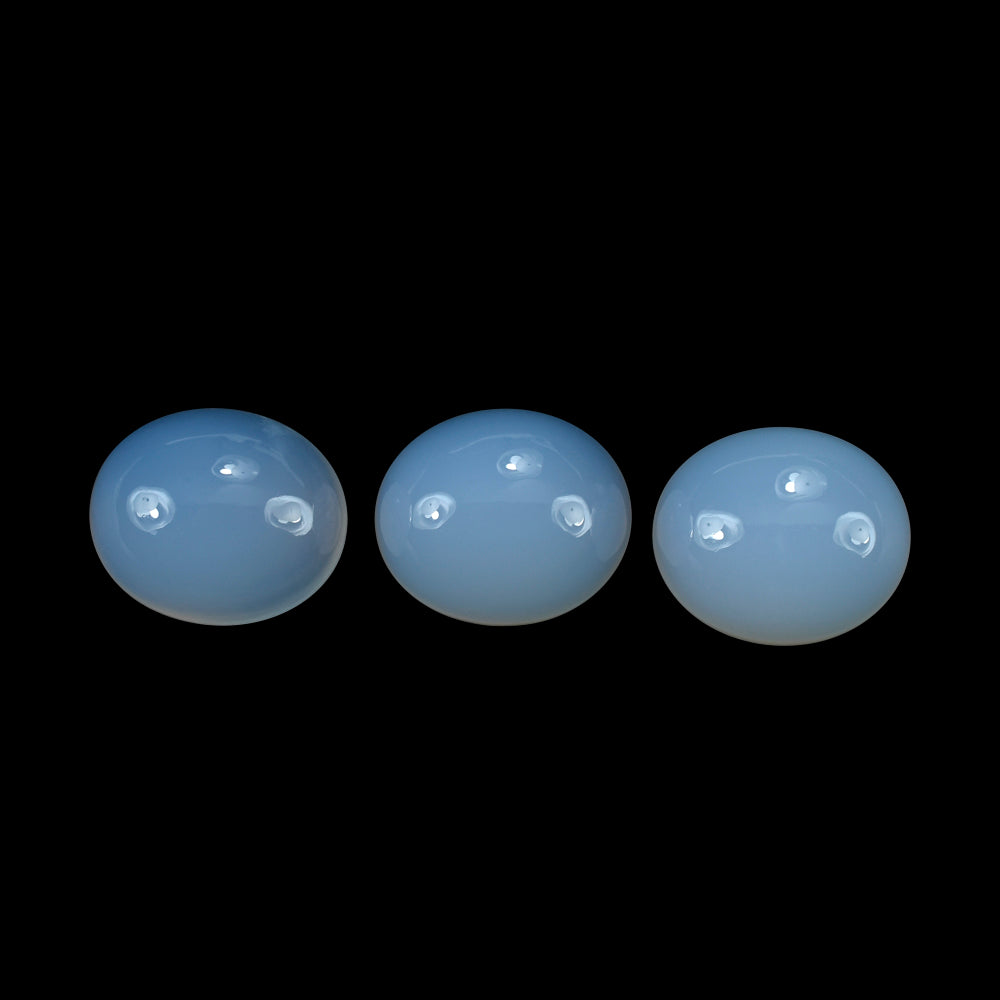 NATURAL CHALCEDONY OVAL CAB 13X11MM 6.46 Cts.