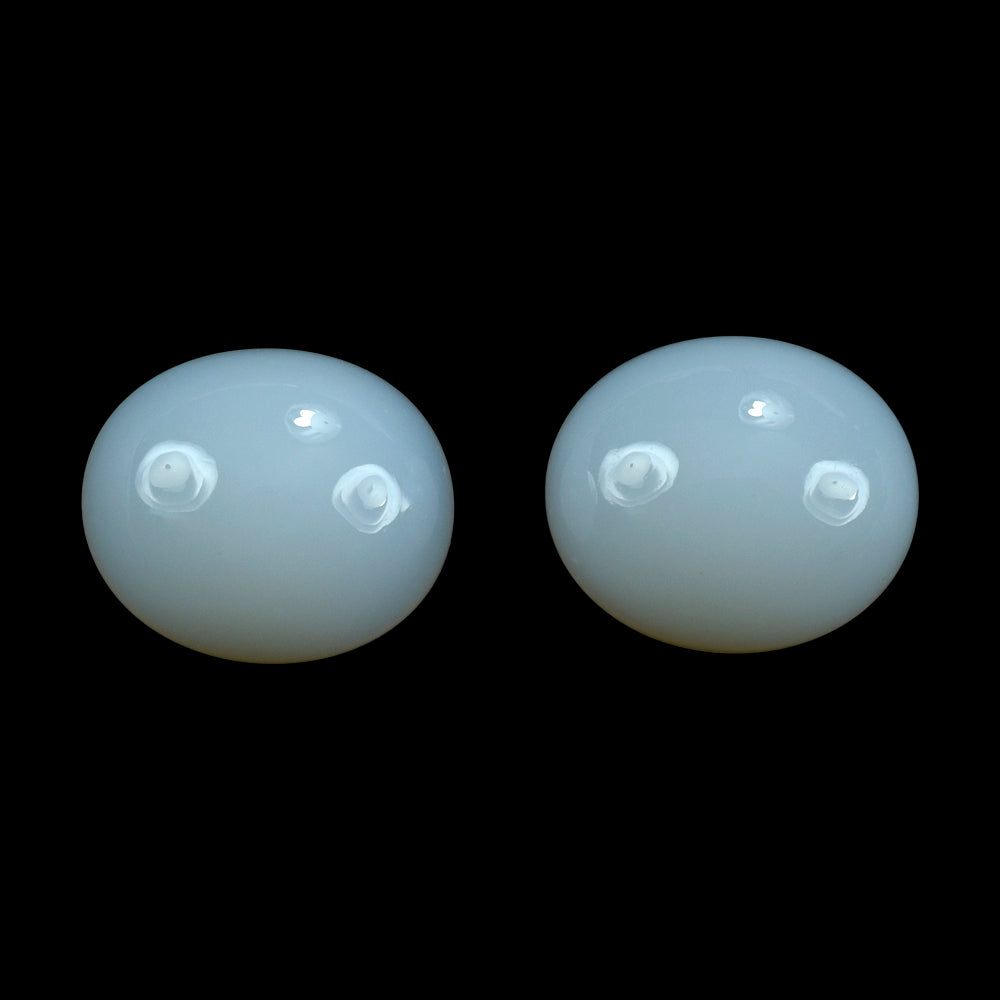 NATURAL CHALCEDONY OVAL CAB 13X11MM 6.28 Cts.
