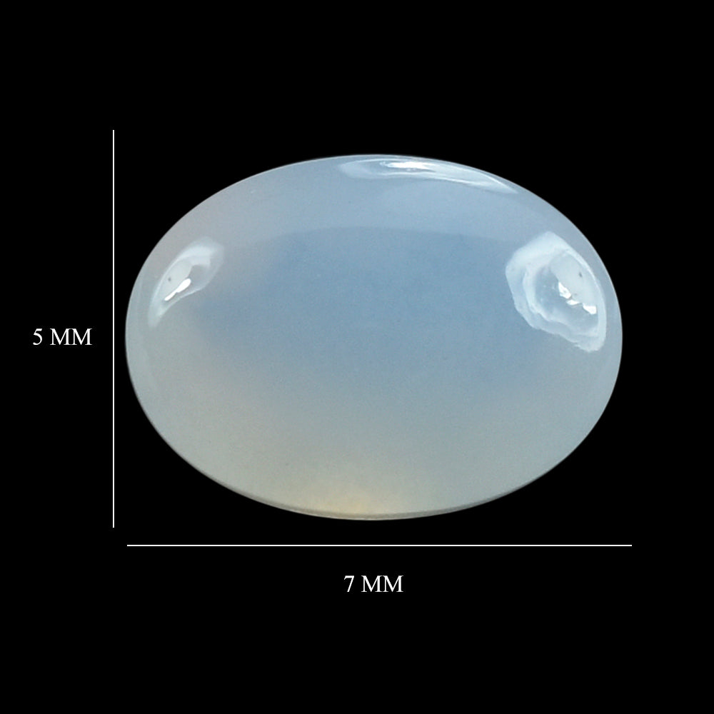 NATURAL CHALCEDONY BUFFTOP OVAL 7X5MM 0.77 Cts.