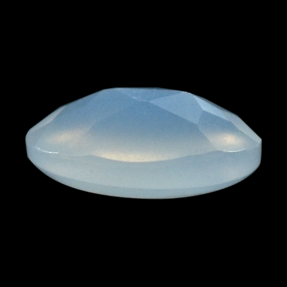 NATURAL CHALCEDONY BUFF TOP OVAL 6X4 MM 0.42 Cts.