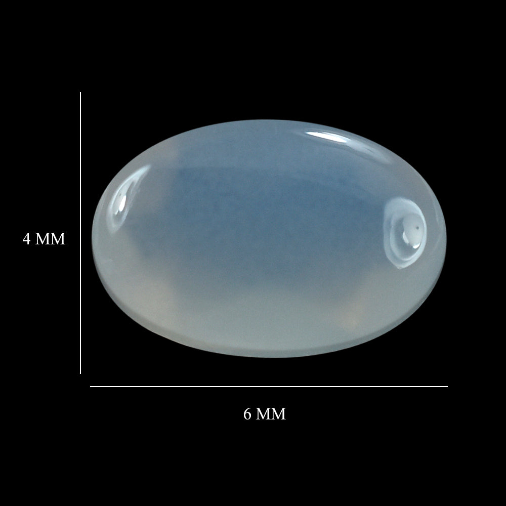 NATURAL CHALCEDONY BUFF TOP OVAL 6X4 MM 0.42 Cts.