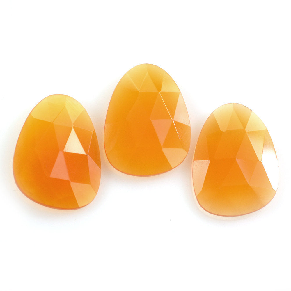 PAPAYA CHALCEDONY ROSE CUT BRIOLETTE PEARISH 20X15MM 7.69 Cts.