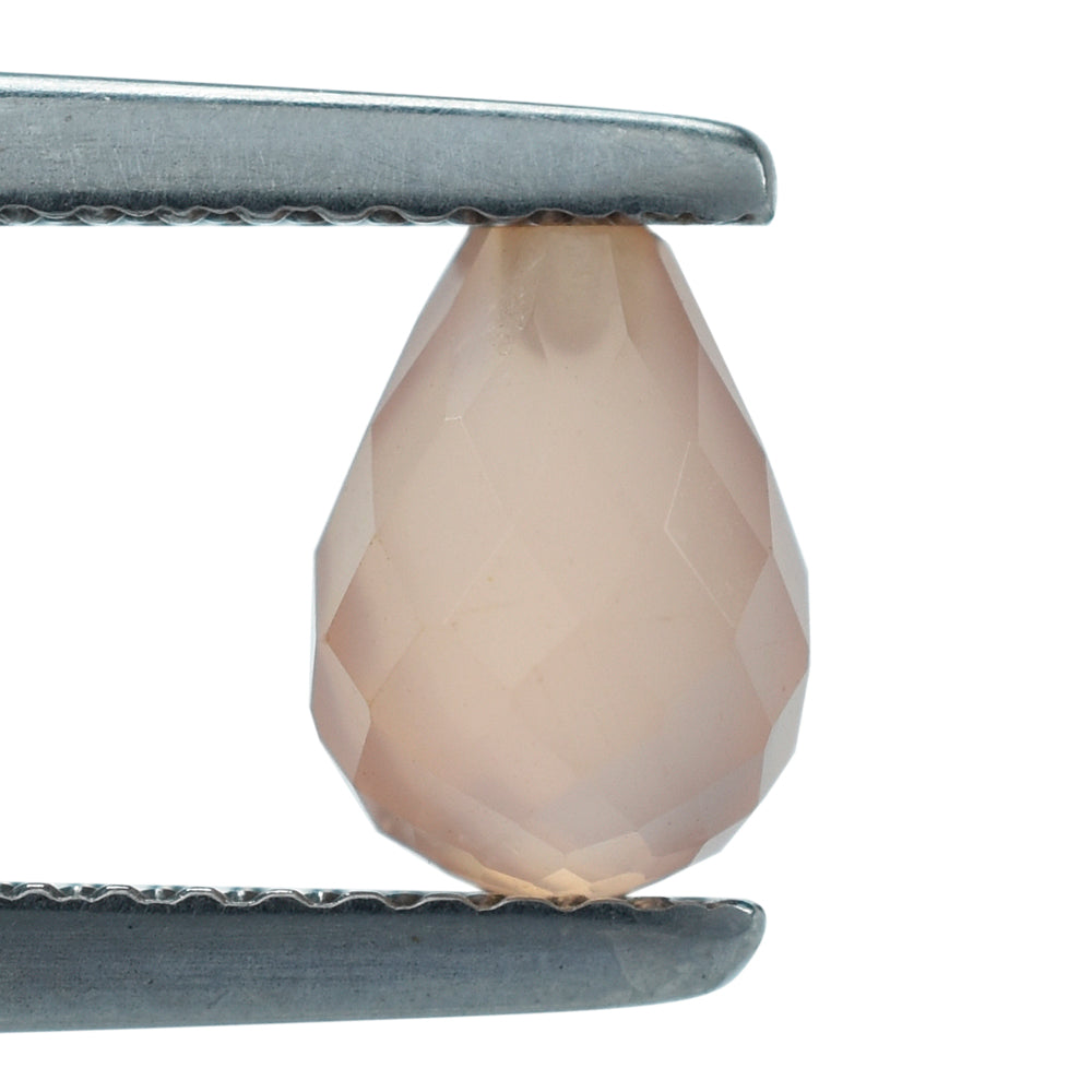 DYED PINK CHALCEDONY FACETED DROPS (HALF DRILL 0.70MM) 7X5MM 1.25 Cts.