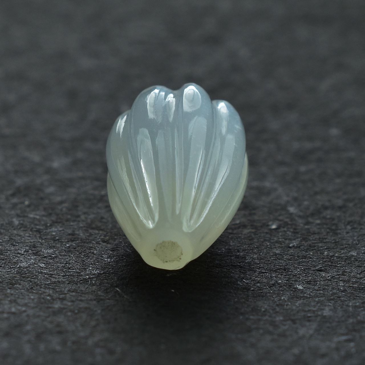 WHITE MOONSTONE MELON CARVED DROPS (MILKY) (CLEAN) 12X8 MM 4.65 Cts.
