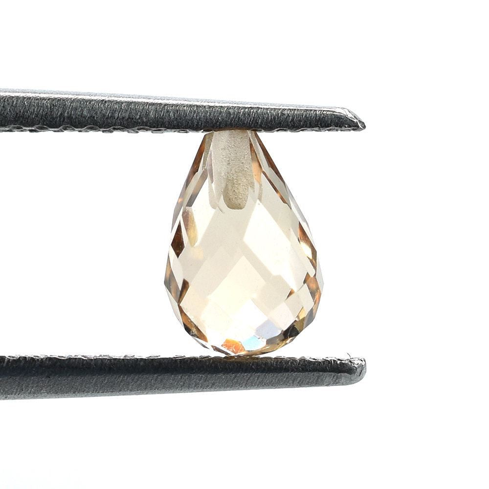 CHAMPAGNE QUARTZ FACETED DROPS (HALF DRILL-0.80MM) 7X5MM 1.47 Cts.