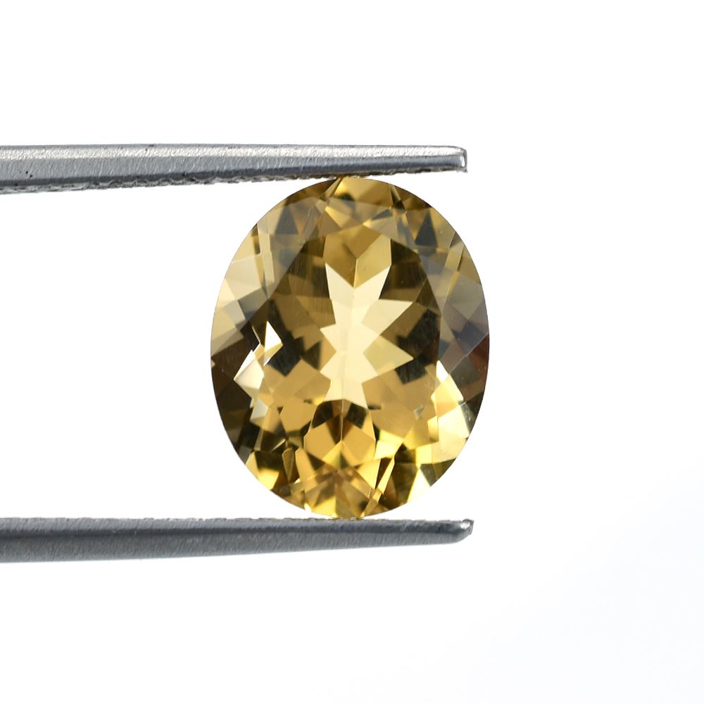 CHAMPAGNE QUARTZ CUT OVAL (MEDIUM/CLEAN) 11X9 MM 3.57 Cts.