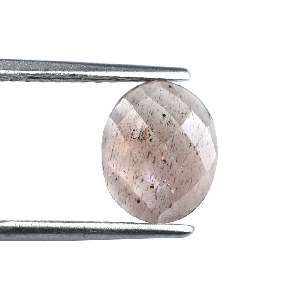 CHAMPAGNE SUNSTONE CHECKER OVAL CAB 10X8MM 2.22 Cts.