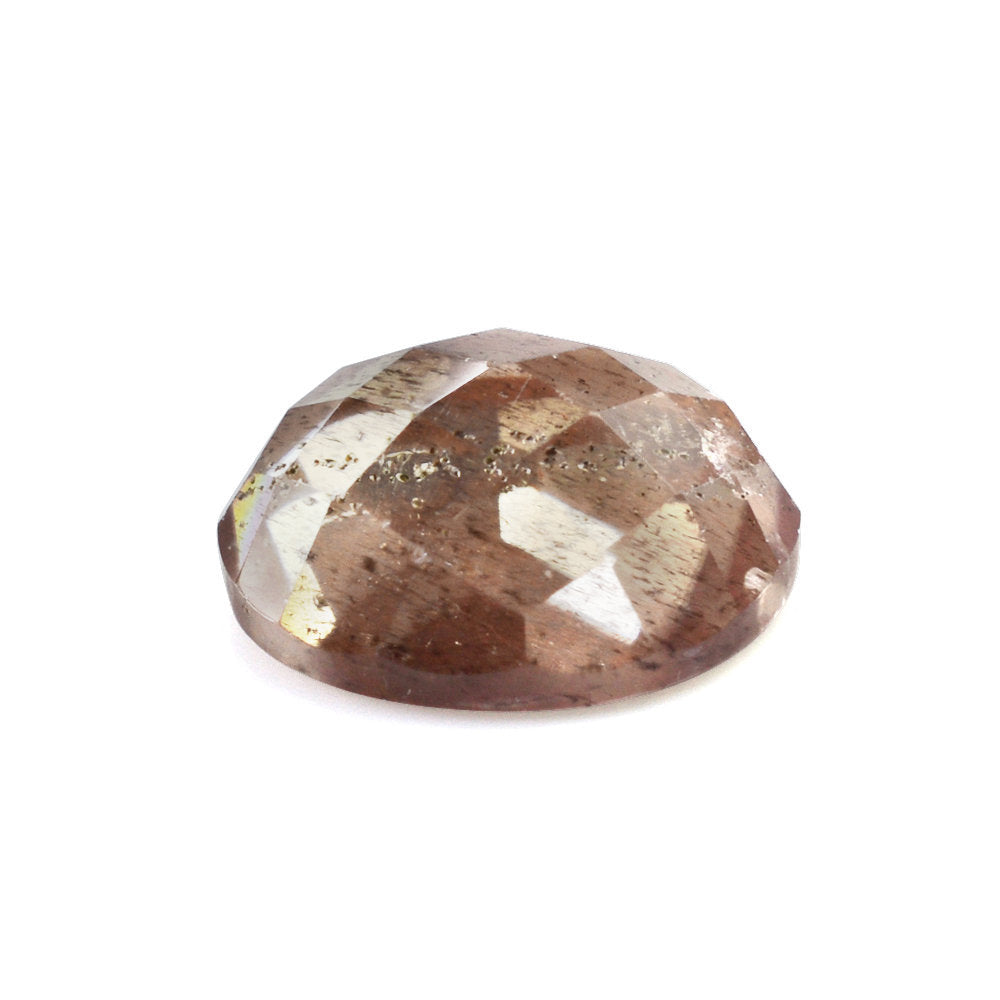 CHAMPAGNE SUNSTONE CHECKER OVAL CAB 11X9MM 2.95 Cts.
