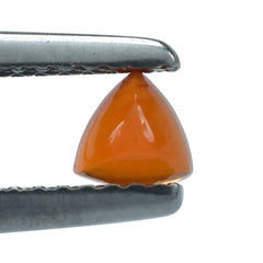 CARNELIAN SUGARLOAF TRILLION CAB (FLAT BOTTOM) 4MM (TH. 2.60-3.00MM) 0.29 Cts.