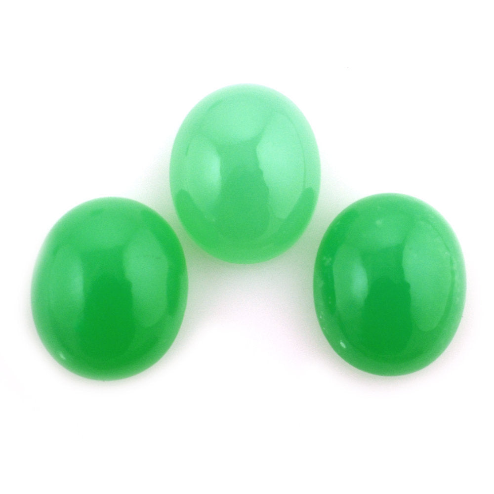 NATURAL CHRYSOPRASE OVAL CAB 12X10MM 4.79 Cts.