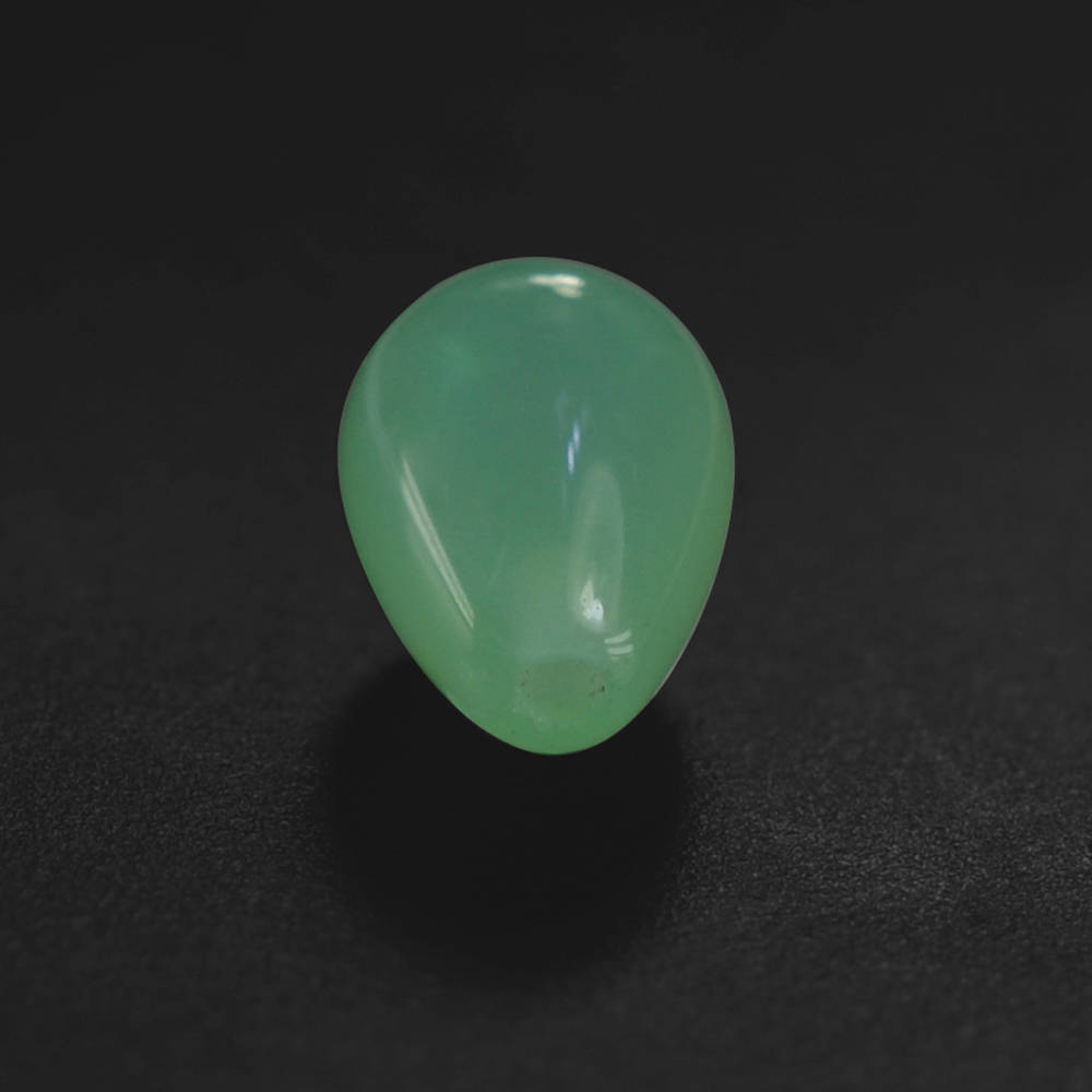 NATURAL CHRYSOPRASE PLAIN DROP (HALF DRILL) 6X4MM 0.68 Cts.