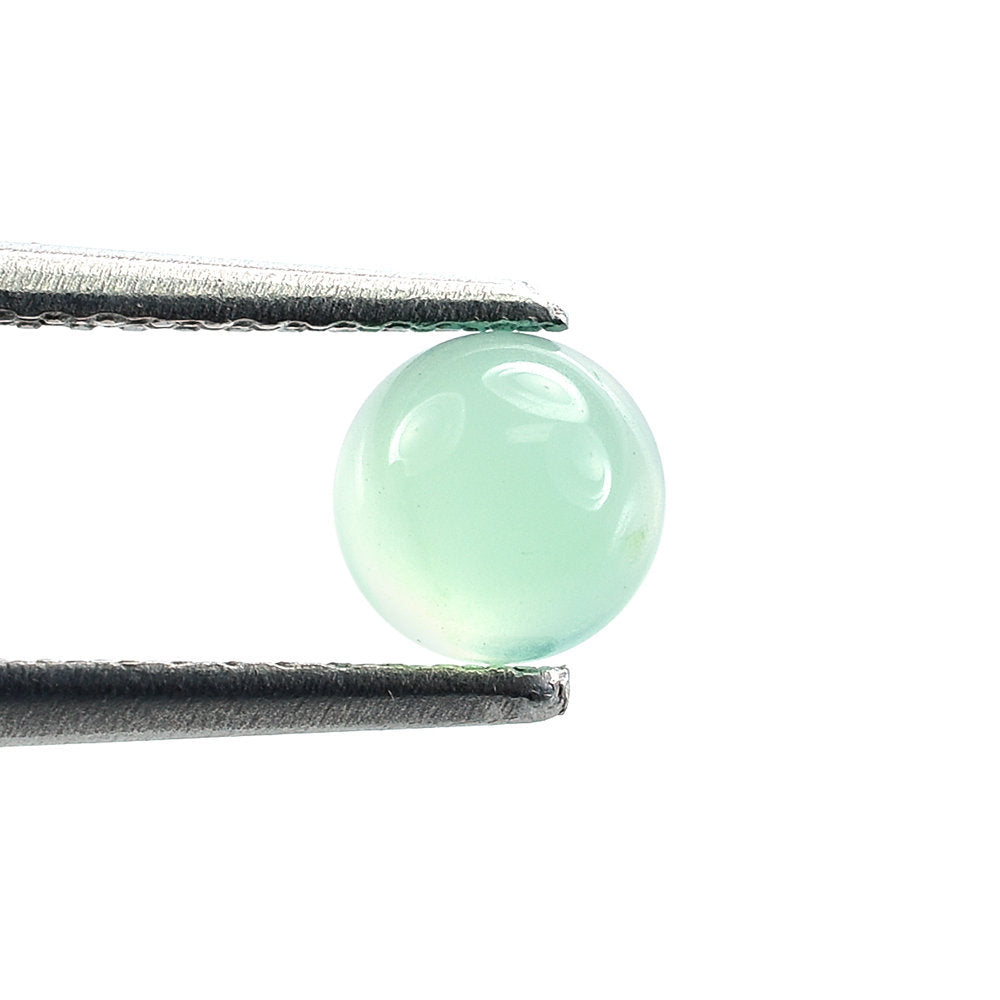 CHRYSOPRASE PLAIN ROUND CAB (A/CLEAN) (SEMI-MILKY) 5X5MM 0.56 Cts.