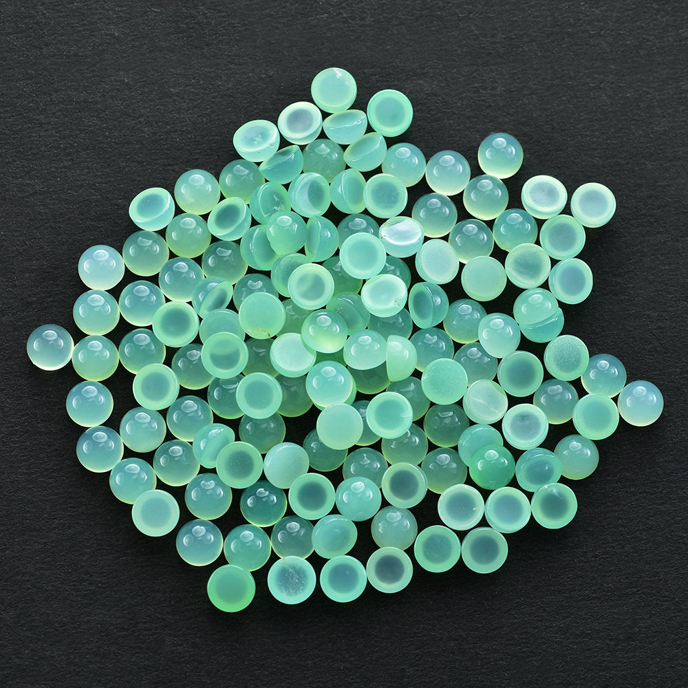 CHRYSOPRASE PLAIN ROUND CAB (A/CLEAN) (SEMI-MILKY) 5X5MM 0.56 Cts.