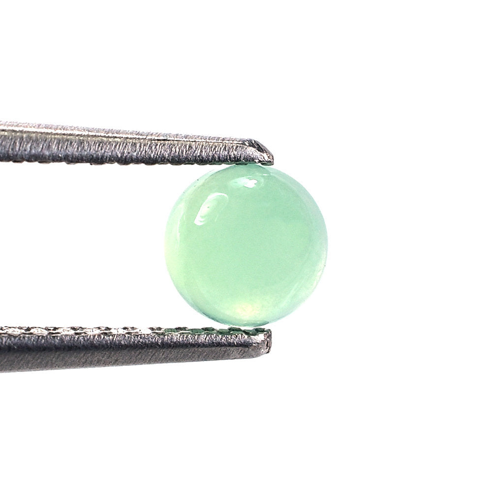 CHRYSOPRASE PLAIN ROUND CAB (A/SEMI-MILKY) (CLEAN) 5X5MM 0.56 Cts.