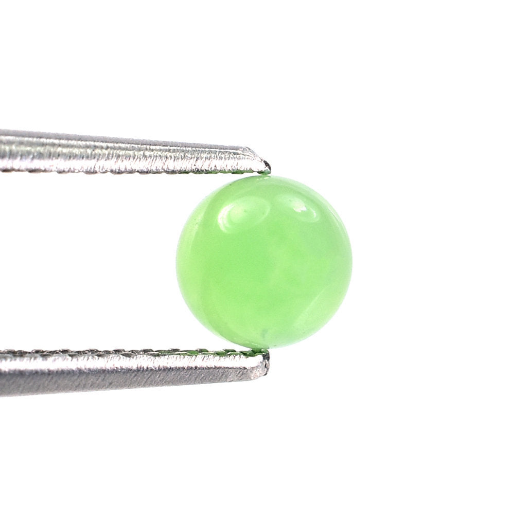 CHRYSOPRASE PLAIN ROUND CAB (A/SEMI-MILKY) (CLEAN) 5X5MM 0.56 Cts.