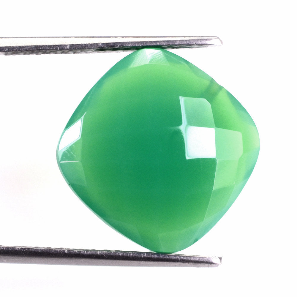 DYED CHRYSOPRASE CHALCEDONY BRIOLETTE CUSHION 16MM 11.28 Cts.