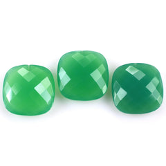 DYED CHRYSOPRASE CHALCEDONY BRIOLETTE CUSHION 18MM 16.30 Cts.