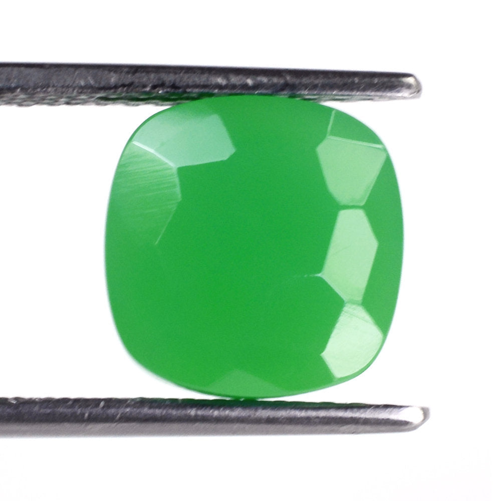 DYED CHRYSOPRASE CHALCEDONY IRREGULAR CUT BOTTLE CORK 10.50MM 7.75 Cts.