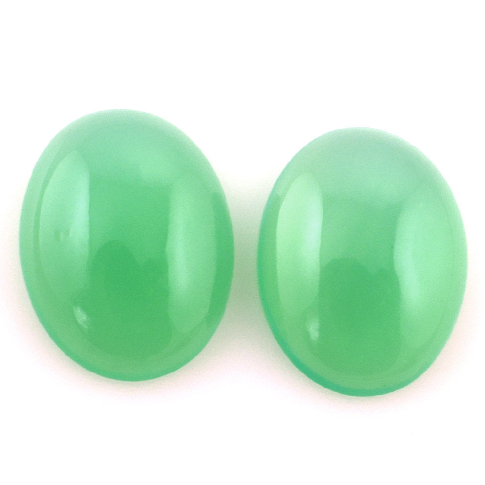 DYED CHRYSOPRASE CHALCEDONY OVAL CAB 13X10MM 3.60 Cts.