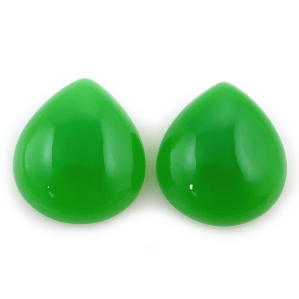 DYED CHRYSOPRASE CHALCEDONY PEAR CAB 18X16MM 13.00 Cts.