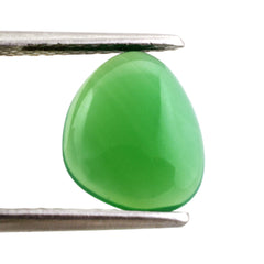 DYED CHRYSOPRASE CHALCEDONY IRREGULAR PEAR CAB 11.50X9.50MM 2.30 Cts.