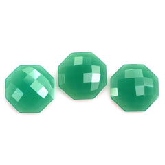 CHRYSOPRASE CHALCEDONY CHECKER OCTAGON CAB 15MM 5.68 Cts.