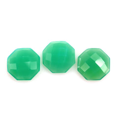 CHRYSOPRASE CHALCEDONY CHECKER OCTAGON CAB 10MM 2.61 Cts.